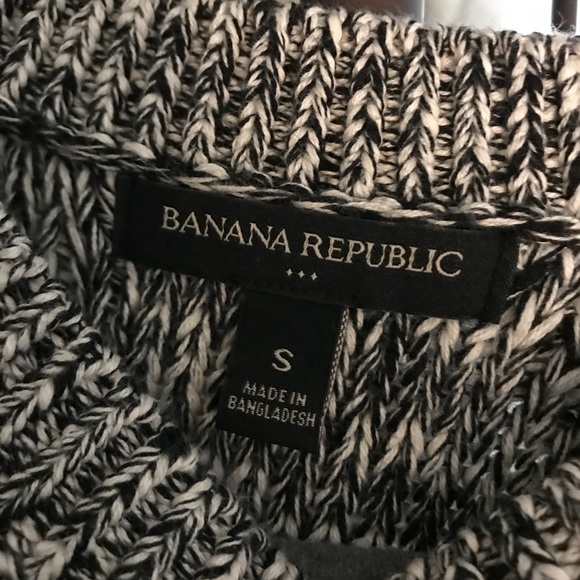Banana Republic gray sweater - Picture 3 of 3